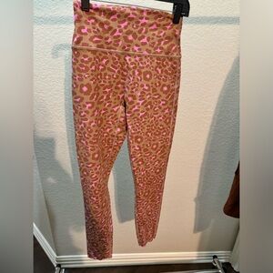 Offline by AERIE super cute, leopard leggings, size medium